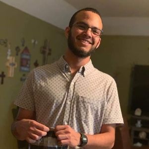 Meet your Posher, Aaron